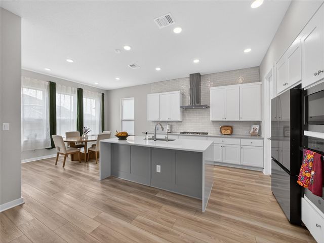 321 Lariat LOOP, Liberty Hill, TX 78642