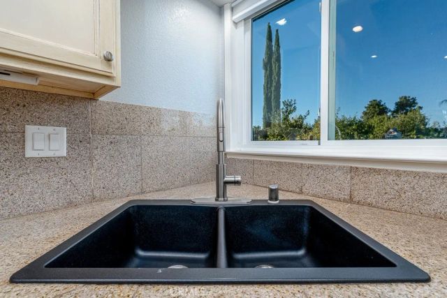 1547 E Beringer, San Jacinto, CA 92583