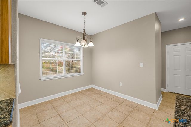 233 Post Oak Bend, Inez, TX 77968