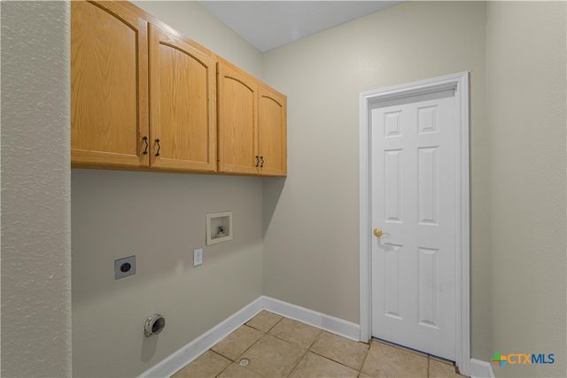 233 Post Oak Bend, Inez, TX 77968