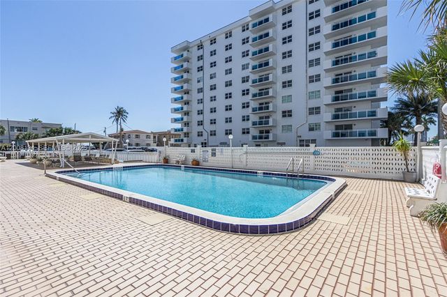 1601 S Ocean Drive 305, Hollywood, FL 33019
