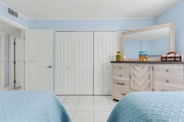 1601 S Ocean Drive 305, Hollywood, FL 33019