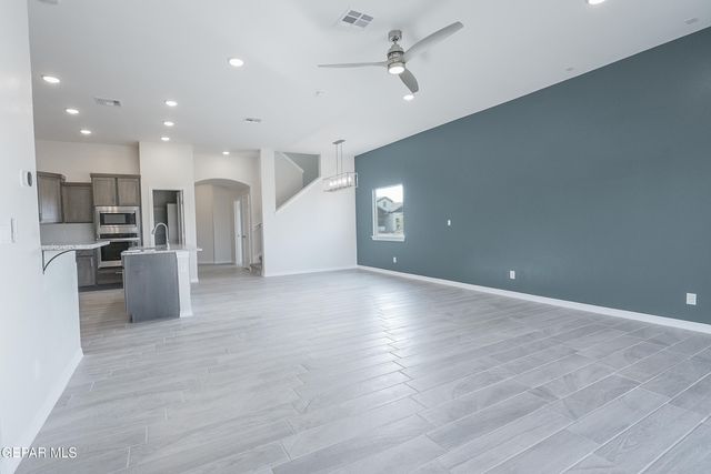 138 Olive Branch Trail, Sunland Park, NM 88008