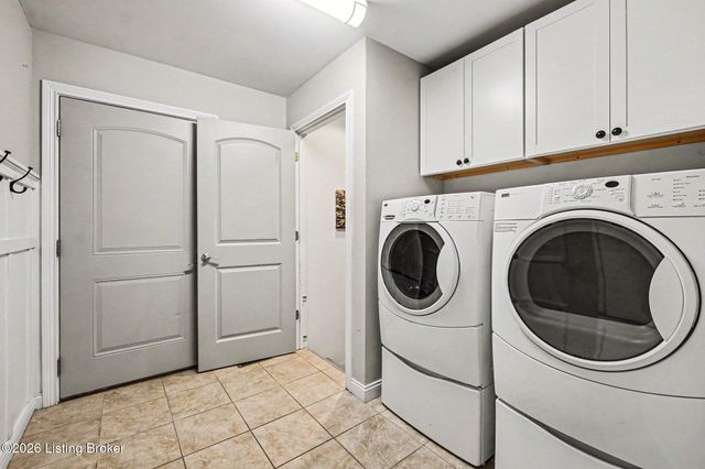 125 Irish Ct, Mt Washington, KY 40047