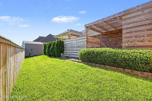 125 Irish Ct, Mt Washington, KY 40047