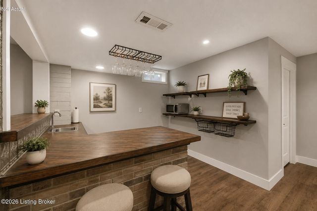 125 Irish Ct, Mt Washington, KY 40047