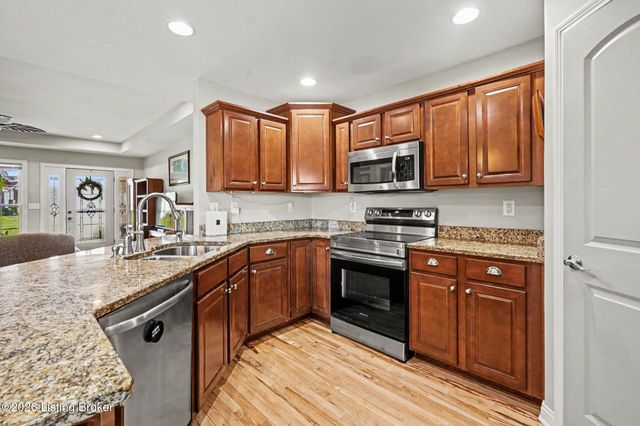 125 Irish Ct, Mt Washington, KY 40047