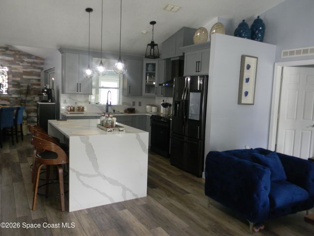 1619 Glencove Avenue NW, Palm Bay, FL 32907