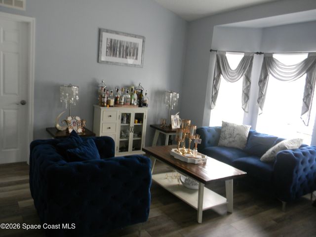 1619 Glencove Avenue NW, Palm Bay, FL 32907