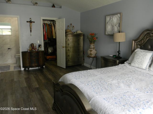 1619 Glencove Avenue NW, Palm Bay, FL 32907