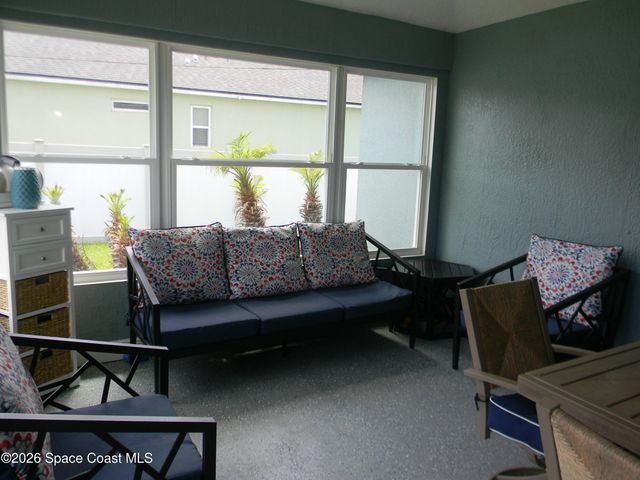 1619 Glencove Avenue NW, Palm Bay, FL 32907