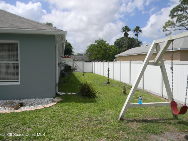 1619 Glencove Avenue NW, Palm Bay, FL 32907