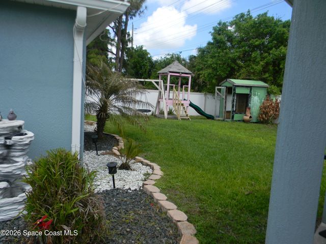 1619 Glencove Avenue NW, Palm Bay, FL 32907