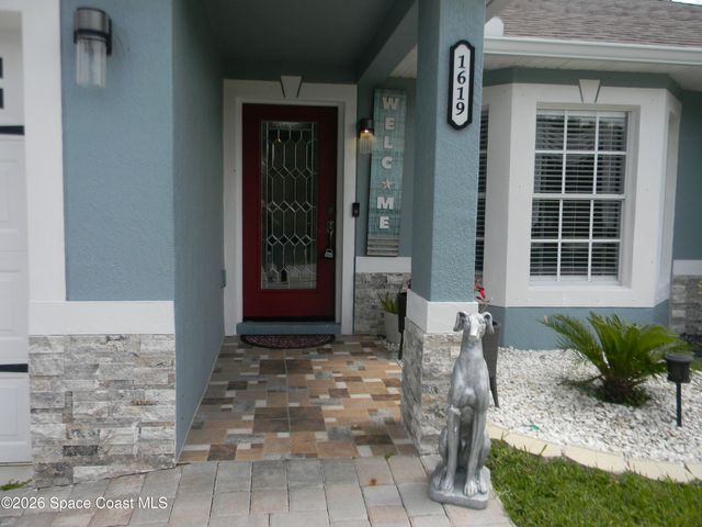 1619 Glencove Avenue NW, Palm Bay, FL 32907