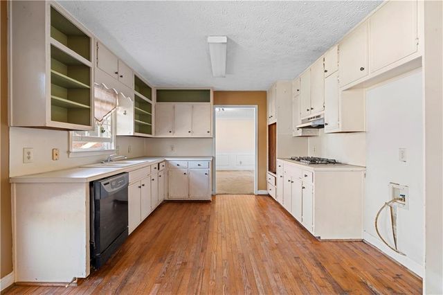 2250 Ridge Forest Drive, Grayson, GA 30017