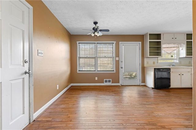 2250 Ridge Forest Drive, Grayson, GA 30017