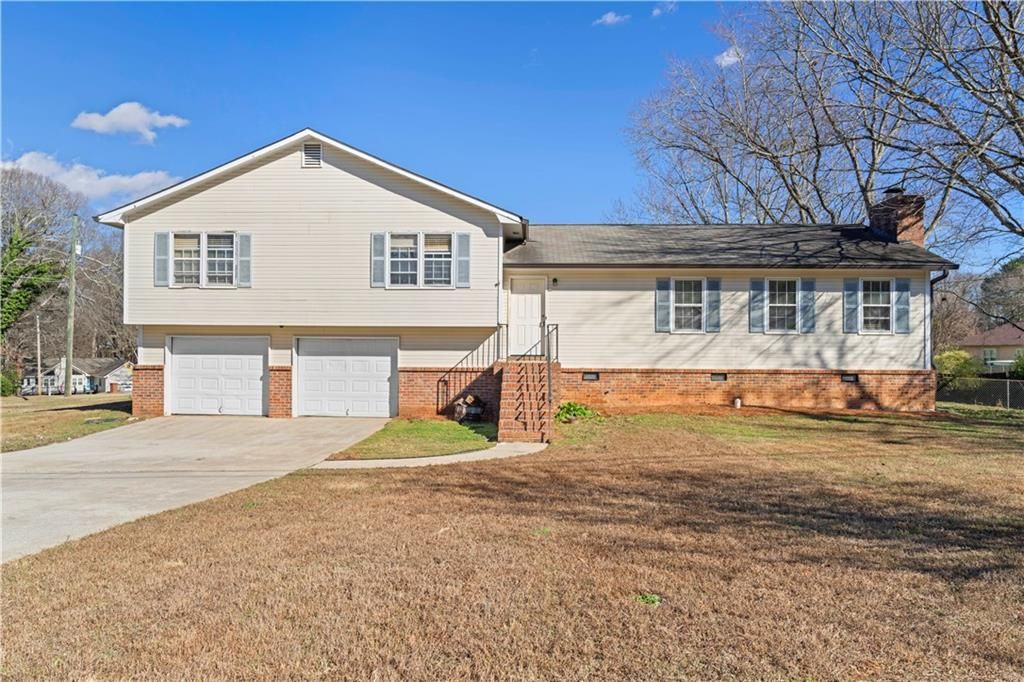 2250 Ridge Forest Drive, Grayson, GA 30017