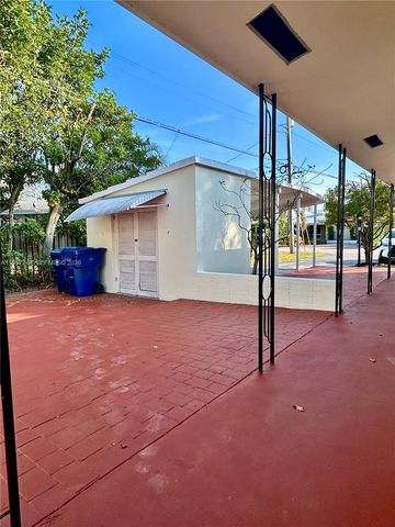 1433 NE 22nd St 1, Wilton Manors, FL 33305