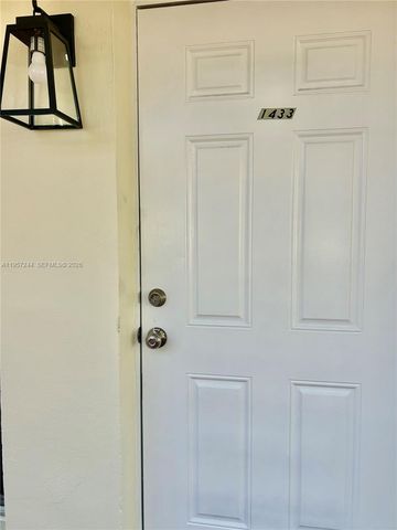 1433 NE 22nd St 1, Wilton Manors, FL 33305