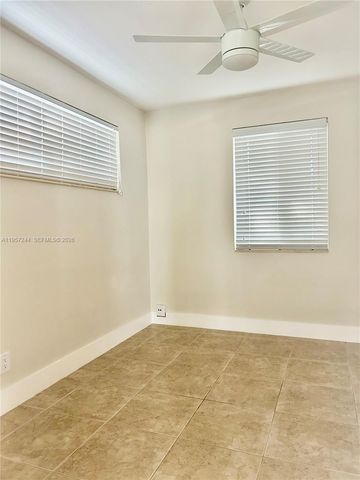 1433 NE 22nd St 1, Wilton Manors, FL 33305