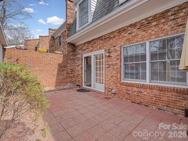 1409 Kensington Road B-4, Hendersonville, NC 28791