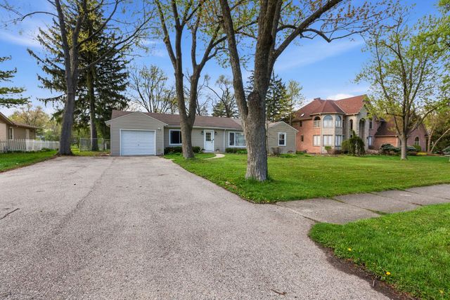 3691 Walters Avenue, Northbrook, IL 60062