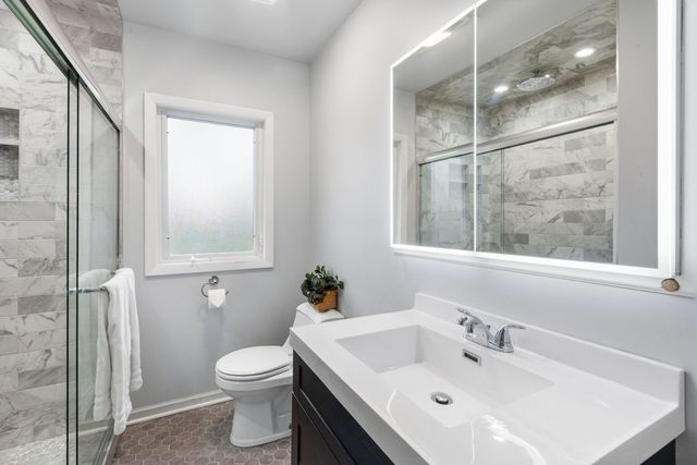 3691 Walters Avenue, Northbrook, IL 60062