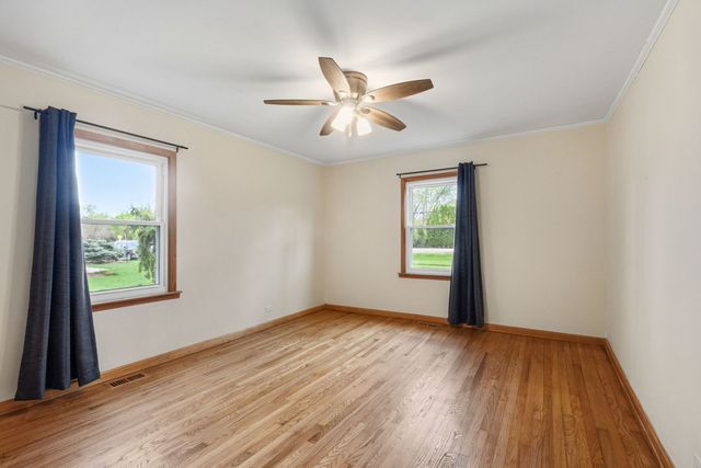 3691 Walters Avenue, Northbrook, IL 60062