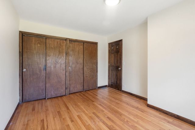 3691 Walters Avenue, Northbrook, IL 60062