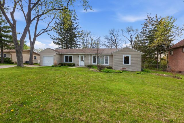 3691 Walters Avenue, Northbrook, IL 60062