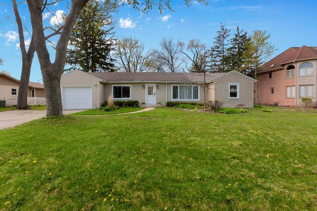 3691 Walters Avenue, Northbrook, IL 60062