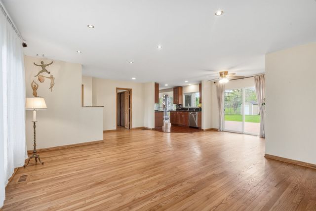 3691 Walters Avenue, Northbrook, IL 60062