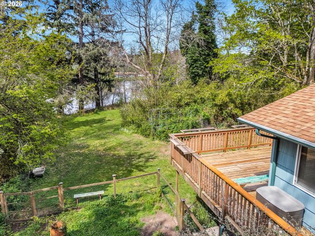 91848 Hwy 104, Warrenton, OR 97146