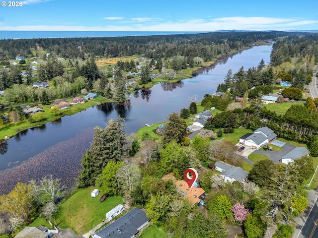 91848 Hwy 104, Warrenton, OR 97146