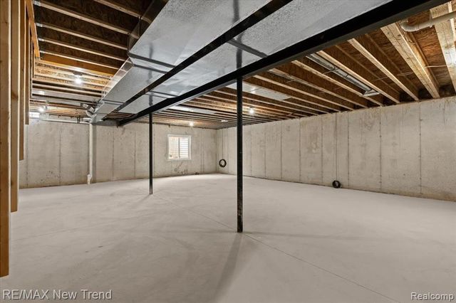 7832 Trailside Court, West Bloomfield, MI 48323