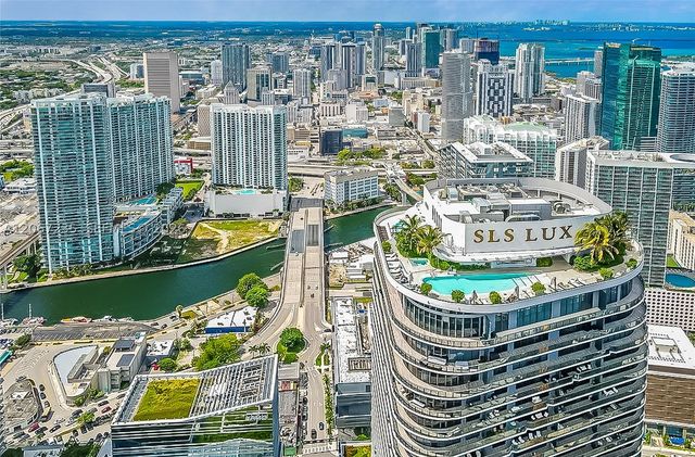 801 S Miami Ave 3602, Miami, FL 33130