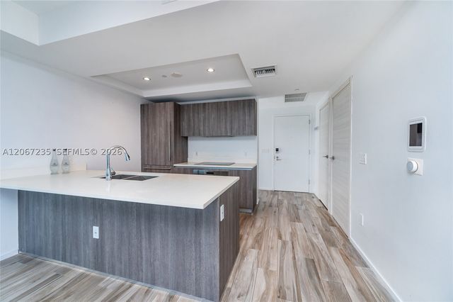 801 S Miami Ave 3602, Miami, FL 33130