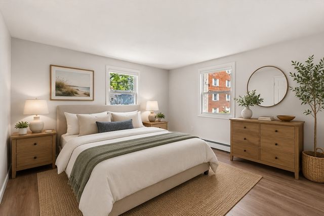 121-R Elm 2, Marblehead, MA 01945