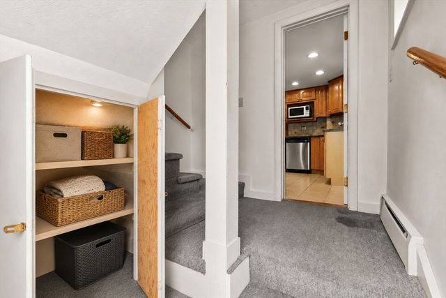 121-R Elm 2, Marblehead, MA 01945