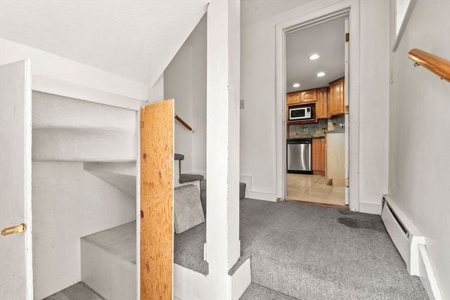 121-R Elm 2, Marblehead, MA 01945