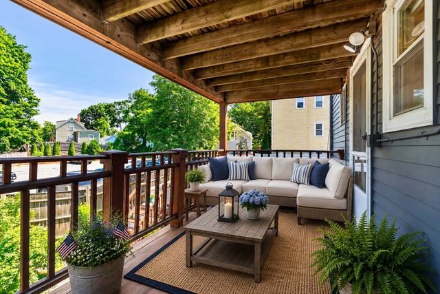 121-R Elm 2, Marblehead, MA 01945