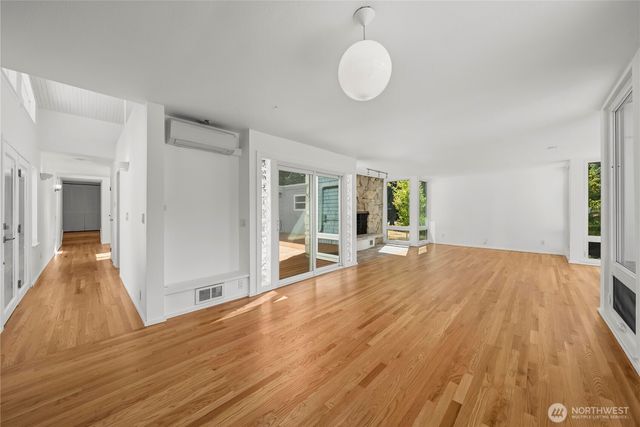 803 S 301st Place, Federal Way, WA 98003