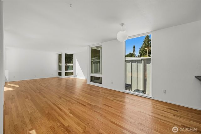 803 S 301st Place, Federal Way, WA 98003
