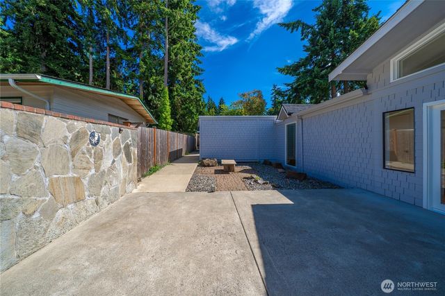 803 S 301st Place, Federal Way, WA 98003