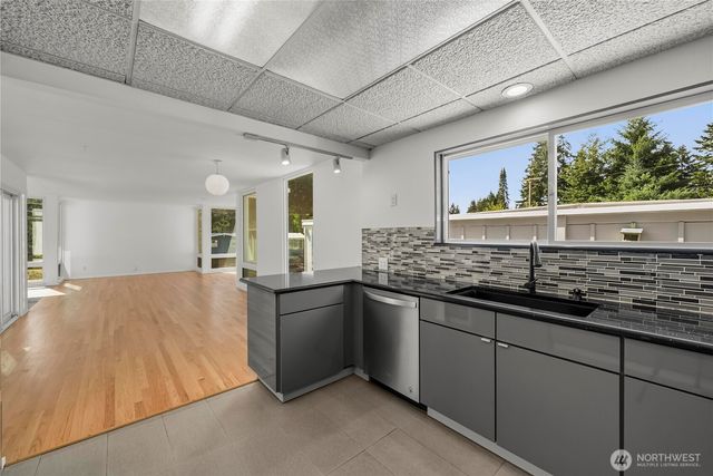803 S 301st Place, Federal Way, WA 98003