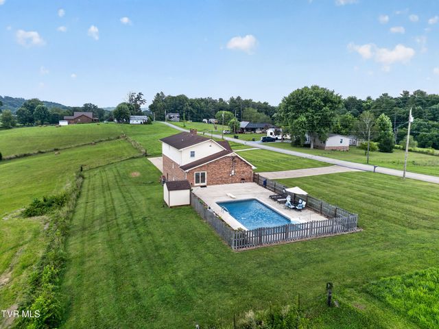146 Deseree Broyles Road, Chuckey, TN 37641