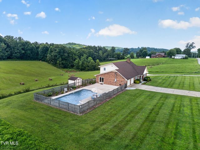 146 Deseree Broyles Road, Chuckey, TN 37641