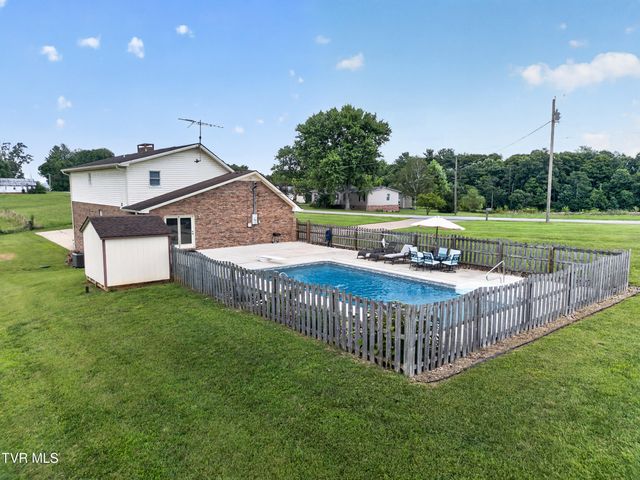 146 Deseree Broyles Road, Chuckey, TN 37641
