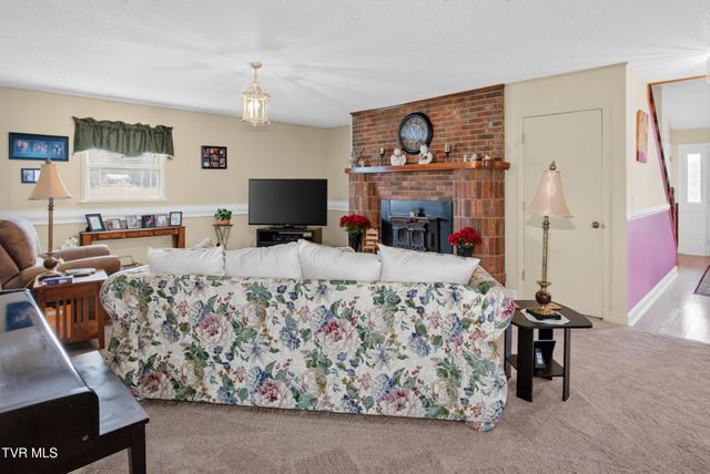 146 Deseree Broyles Road, Chuckey, TN 37641