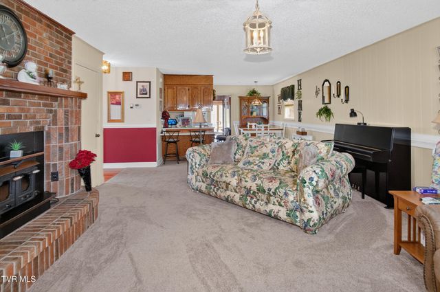 146 Deseree Broyles Road, Chuckey, TN 37641